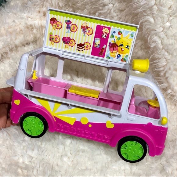 PRICE FIRM NIB SHOPKINS ICE CREAM TRUCK - Picture 3 of 7